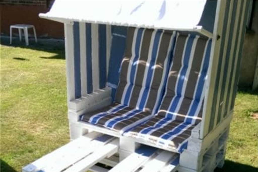 Musikverein Wüllen setzt bei Konzert auf selbstgebaute Urlaubsgefühle So sehen sie aus: die fertigen Strandkörbe Marke Eigenbau. 30 Stück sollen es mal werden.