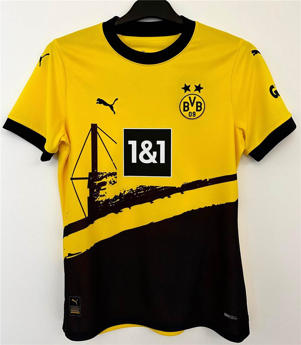 Neues BVB-Trikot wird gegen Mainz präsentiert: Für dieses Design haben sich die Fans entschieden Das BVB-Heimtrikot für die Saison 2023/24.