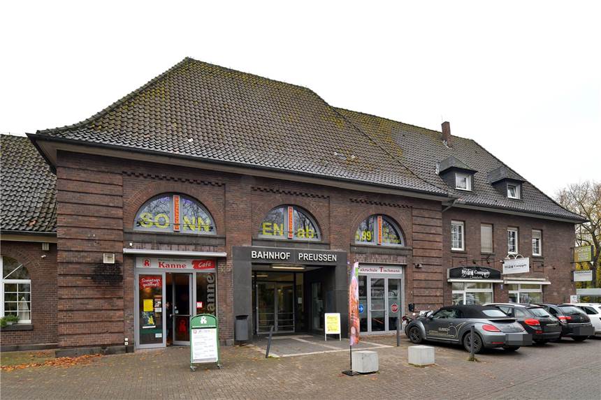 Feuerwehr am Preußen-Bahnhof in Lünen befreit drei Menschen So sieht es am Bahnhof Preußen in Lünen-Horstmar aus.