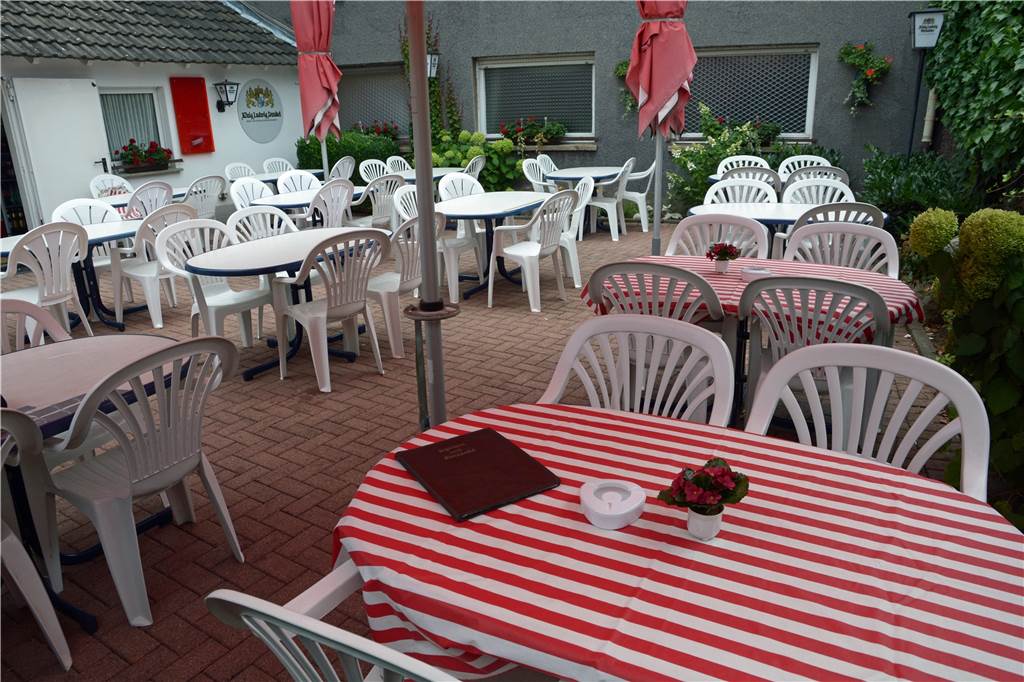 Große Übersicht: Das sind die schönsten Biergärten in Werne Biergarten von La Taverna