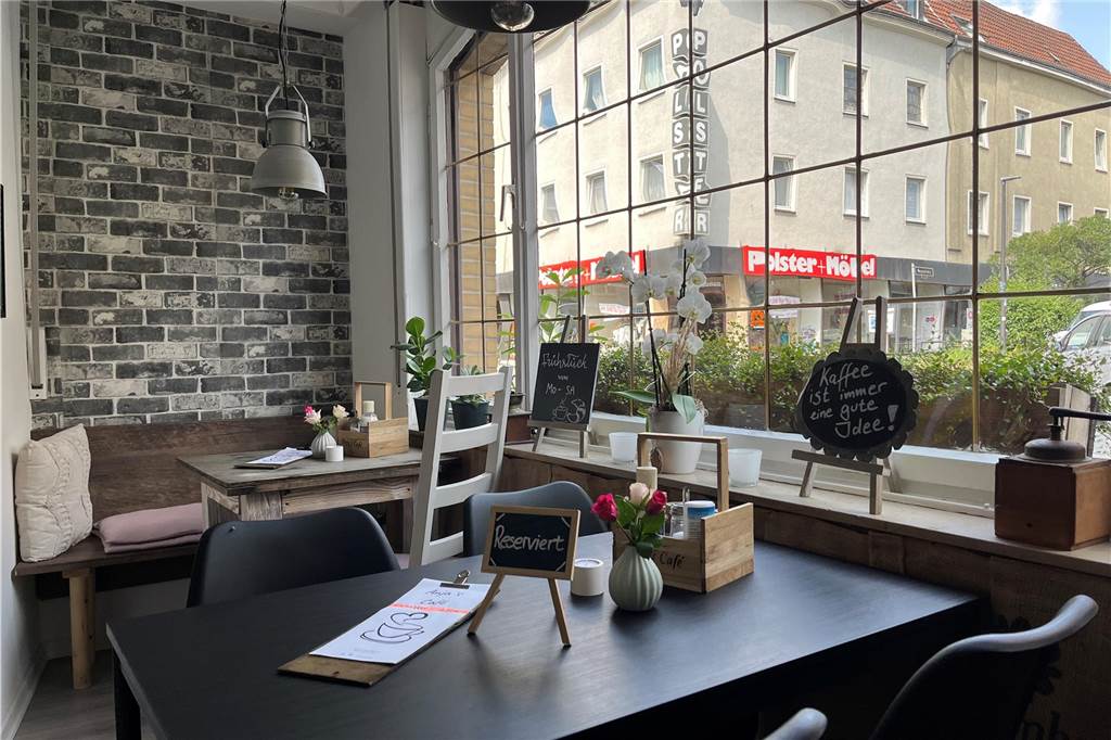 Anja zieht erste Bilanz: „Ich möchte nirgendwo anders ein Café haben“ So sieht es im Inneren von "Anja's Café" aus.