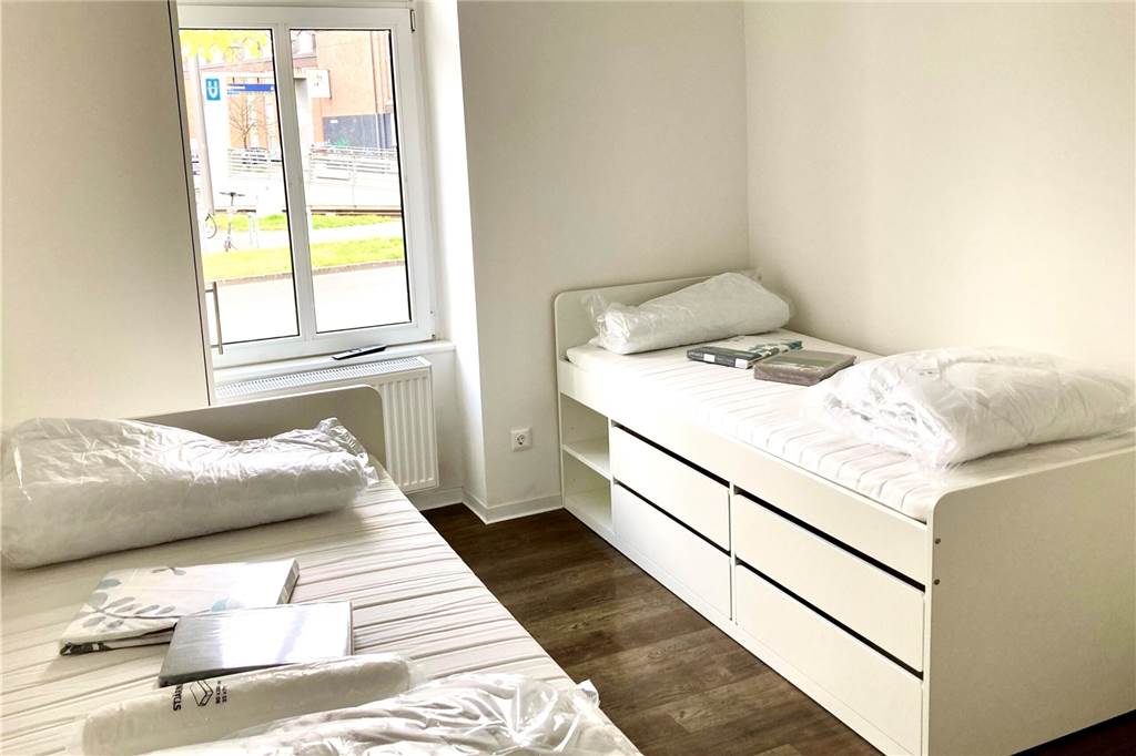 Fast ausgebucht: Dieses Gebäude in Barop ist ein Rettungsanker für wohnungslose junge Dortmunder So sieht es in den Zimmern für die Bewohner aus.