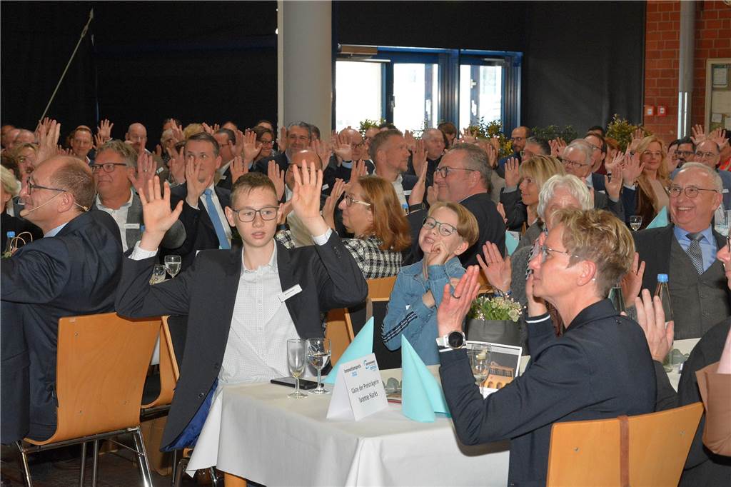 So viele Gäste gab es bei der jährlichen Preisverleihung "Unternehmer des Jahres" noch nie in Dorsten, wie bei der 18. Auflage im Jahr 2022.