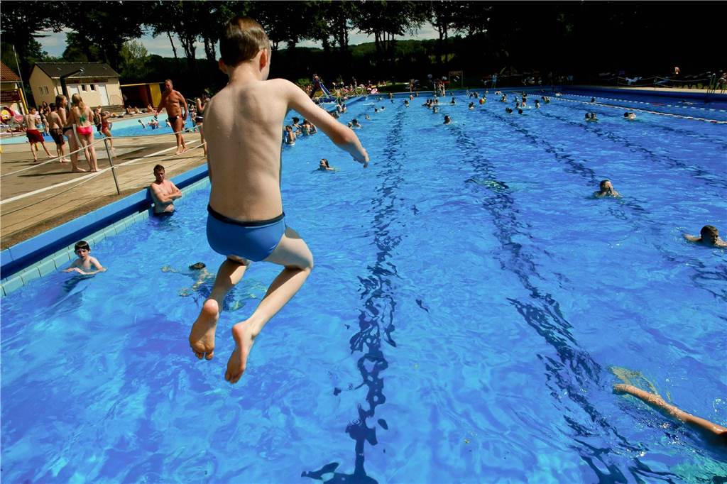 Freibad Wellinghofen noch immer Baustelle, aber: Es sieht gut aus Freibad Wellinghofen