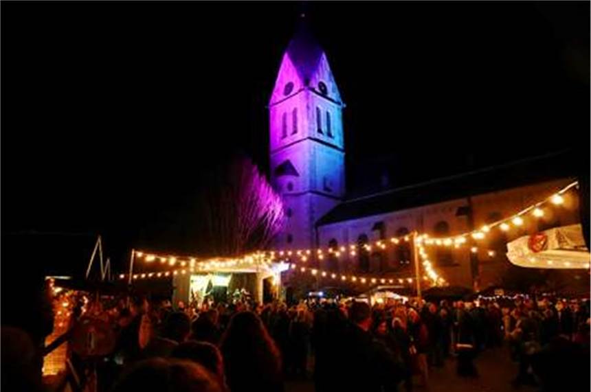 So wie hier im Jahr 2019 wird der Martinsmarkt in Dortmund Lanstrop nun doch nicht stattfinden. Die Gemeinde hat ihn coronabedingt kurzfristig abgesagt.