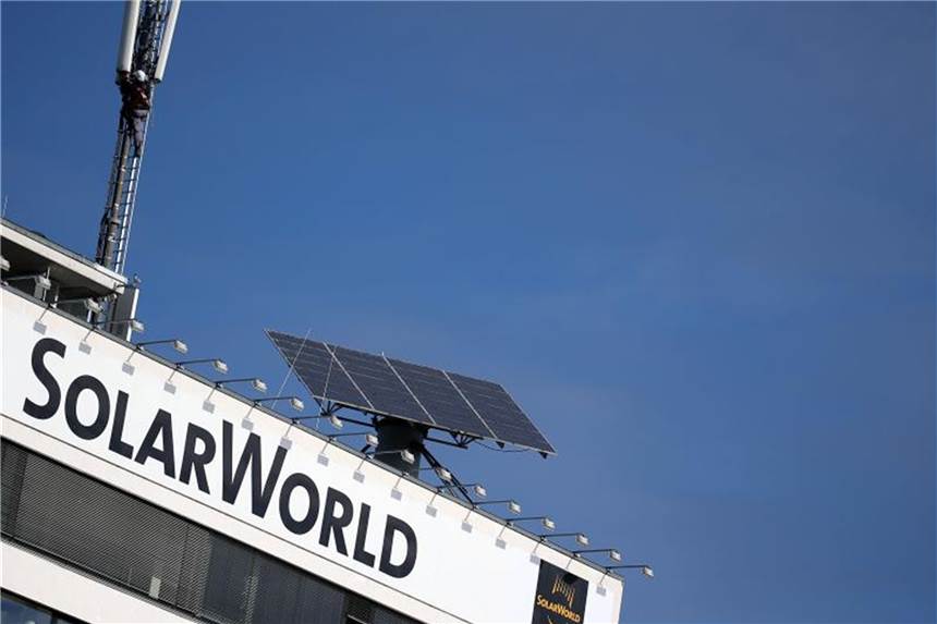 Solarworld stellt Produktion ein - Chance für Werk Freiberg Solarzellen-Hersteller Solarworld hat nach der zweiten Insolvenz innerhalb weniger Monate die Produktion komplett eingestellt. Foto: Oliver Berg/Illustration