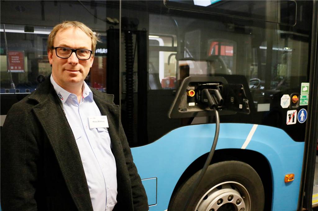 VKU-Elektrobusse rollen mit Verspätung: Umstellung dauert noch Solche Elektrobusse wie dieser der Stadtwerke Münster – dort fahren E-Busse bereits seit einigen Jahren – sollen bald auch auf den Straßen im Kreisgebiet rollen.