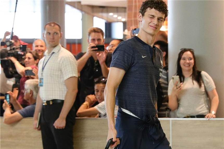 Rummenigge: Kein Pavard-Wechsel zum FCB in diesem Sommer Soll 2019 zum FC Bayern kommen: Weltmeister Benjamin Pavard vom VfB Stuttgart. Foto: Aaron Chown/PA Wire