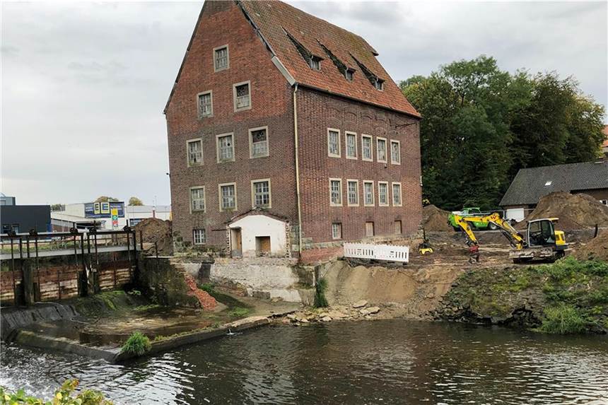 Grünes Licht für Winterdorf in Stadtlohn – sofern es Corona zulässt Sollte es die Coronaschutzverordnung zulassen, dann kann es in der Vorweihnachtszeit ein Winterdorf an der Berkelmühle geben. Die Zulassung erteilte nun der Stadtlohner Rat in seiner konstituierenden Sitzung. Die Baumaßnahme werde dadurch nicht beeinträchtigt.