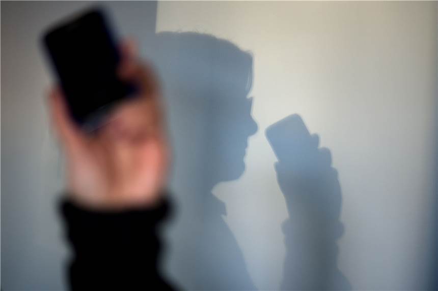 „Seien Sie misstrauisch“: Polizei warnt vor Betrugsmasche in Schwerte Sollten sich Personen am Telefon als Amtspersonen ausgeben, rät die Polizei zur Vorsicht.