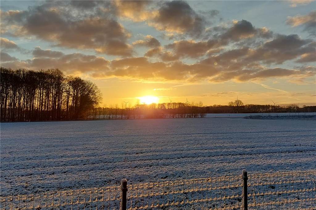 Sonnenaufgang um 7.13 Uhr in Legden: Diesen Augenblick hat Anna Hesse eingefangen.