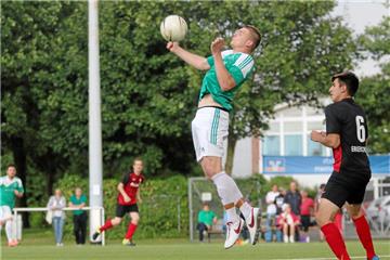 Sonntagsspiele der Bundesliga nehmen den Amateurkickern Zuschauer weg, sagen die Vereinsvorsitzenden aus Selm, Olfen und Nordkirchen.