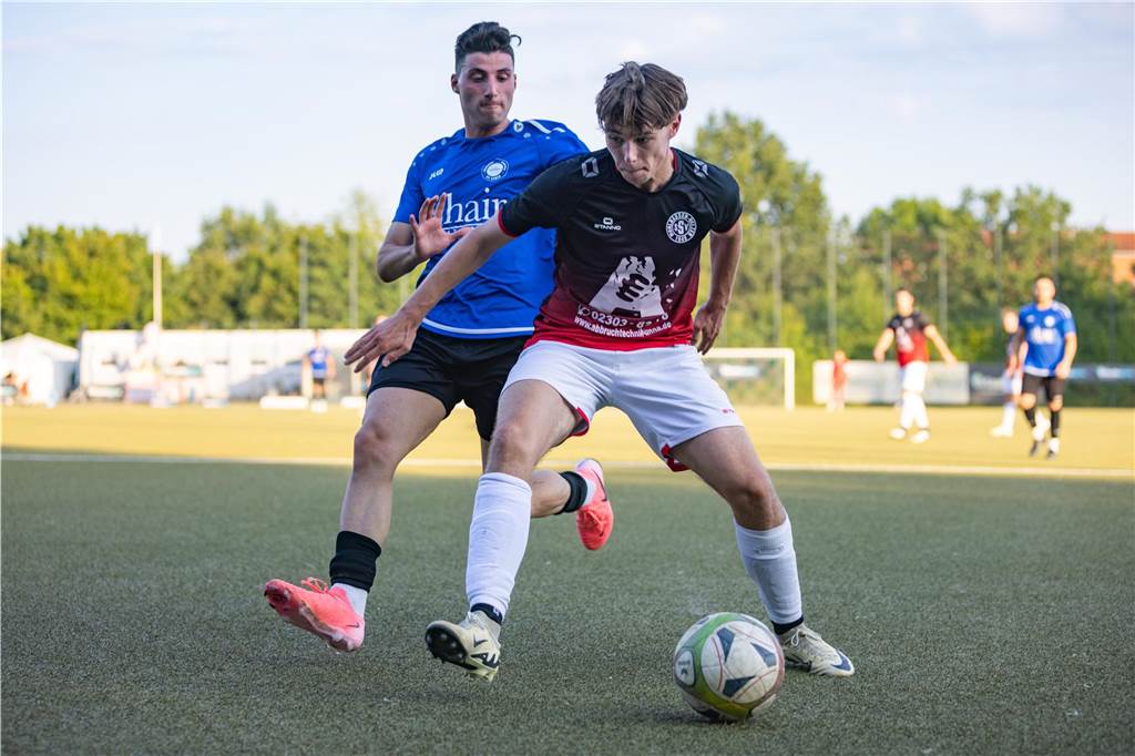 Wieder enttäuschende Absagen beim Urlaubsguru-Cup: Königsborner SV macht denselben Fehler nochmal Sowohl der SSV Mühlhausen als auch der VfL Kamen traten nicht mehr am Finaltag des Urlaubsguru-Cups an.