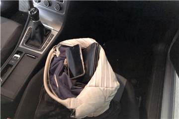 Sowohl in Fröndenberg als auch in Schwerte sind in den vergangenen Nächten mehrere Autos aufgebrochen worden.