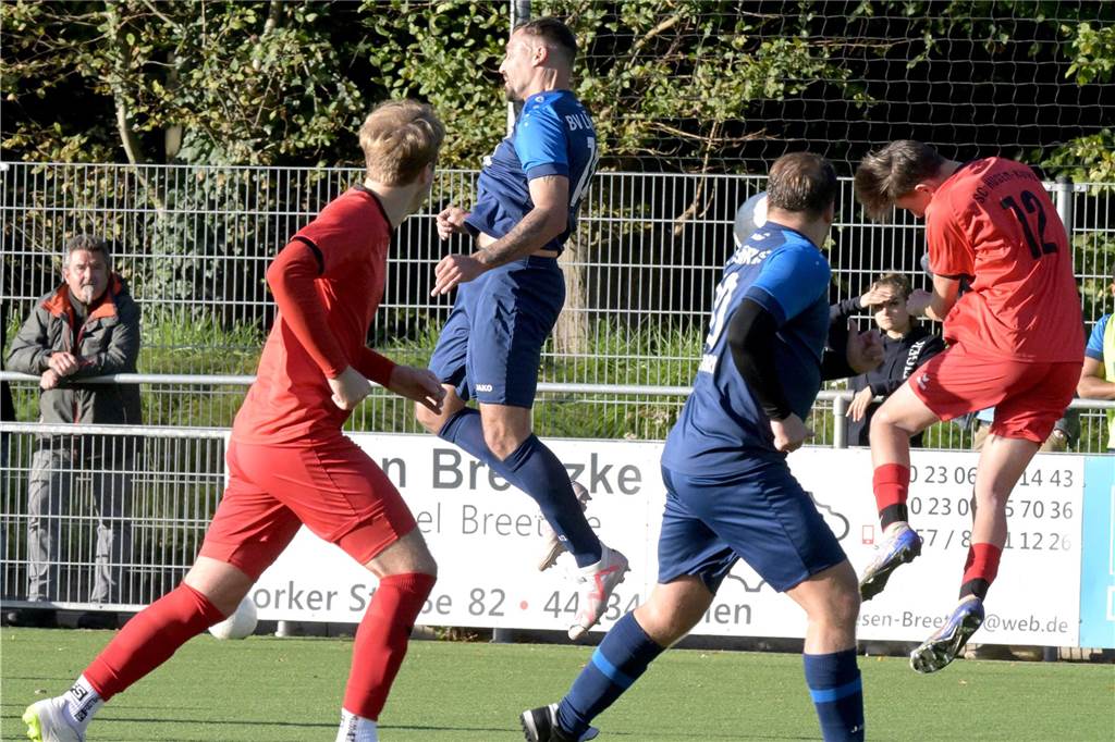 Spät kassierte der BV Lünen im Heimspiel den Ausgleich und trennte die Punkte gegen den SC Husen Kurl.