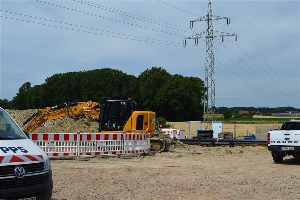 Wasserstoffprojekt „Get H2“ nimmt Fahrt auf: OGE beginnt mit Bauarbeiten Blick auf die Baustelle Asbecker Straße