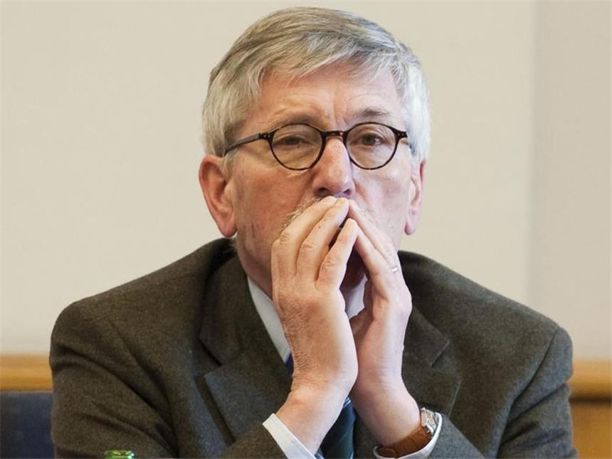 Nahles: Sarrazin missbraucht Namen der SPD SPD-Generalsekretärin Nahles: Thilo Sarrazin missbraucht den Namen der SPD.