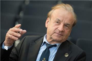 Sperre zurückgezogen: Trainer Gernot Rohr kann mit den Super Eagles die Qualifikationsphase zum Afrika Cup bestreiten. Foto: Soeren Stache