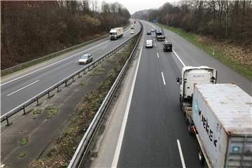 Sperrungen der A43 haben auch Auswirkungen auf das Verkehrsaufkommen der anliegenden Autobahnen A42 und A2.