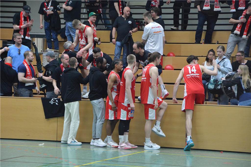 Spiel 2, NEW Elephants Grevenbroich - BSV Münsterland Baskets Wulfen 81:77 (44:37)