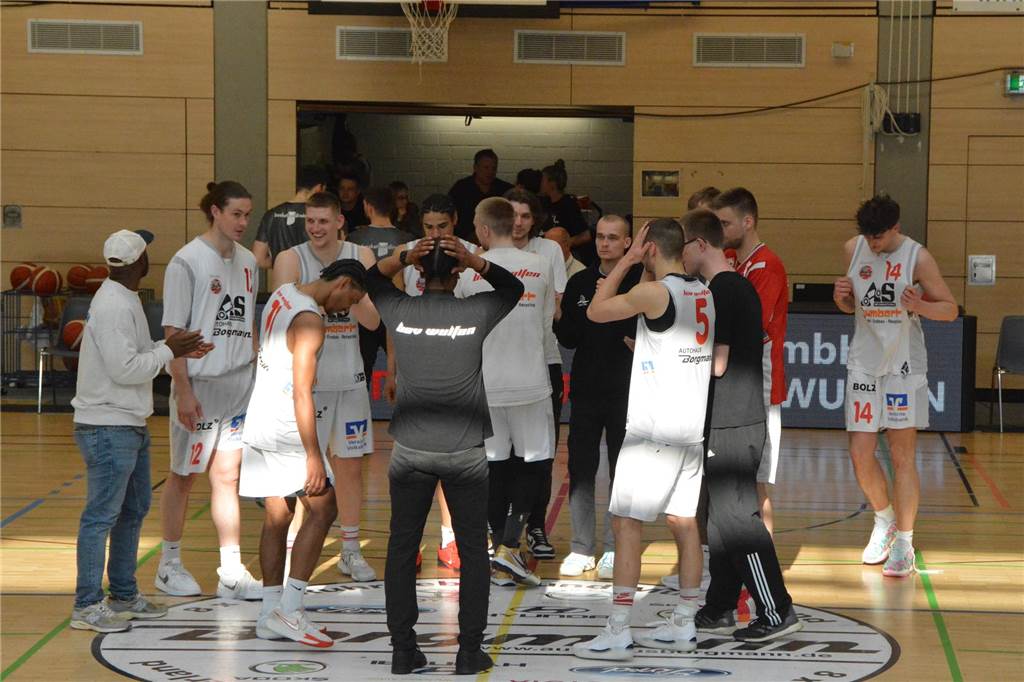 Spiel 3, BSV Münsterland Baskets Wulfen - NEW Elephants Grevenbroich75:70 (43:33)