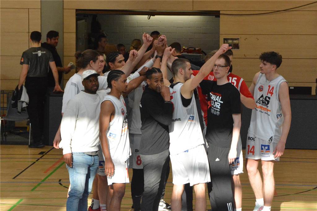 Spiel 3, BSV Münsterland Baskets Wulfen - NEW Elephants Grevenbroich75:70 (43:33)