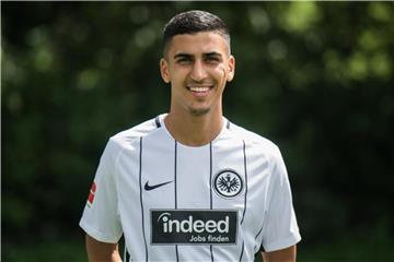 Spieler Aymen Barkok ist zu sehen. Foto: Andreas Arnold/Archiv