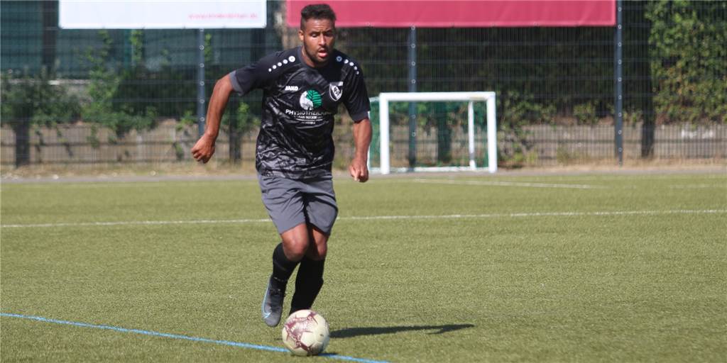 PSV Bork steht vor Big-Point-Spiel, hat aber große Probleme in einem Mannschaftsteil Spielertrainer Sanmi Ojo könnte für den PSV Bork wieder auf das Feld zurückkehren.