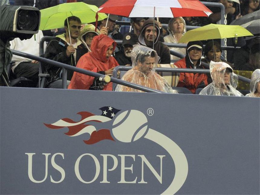 Regen in New York: Geduldsprobe für Tennisprofis Spielunterbrechungen wegen Regens sind bei den US Open nichts Ungewöhnliches. Foto: John G. Mabanglo