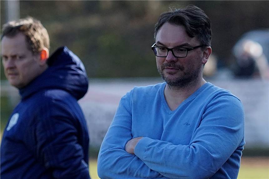Holzwickeder SC geht mit Benjamin Hartlieb in die Abstiegsrunde Benjamin Hartlieb coacht den Holzwickeder SC bis zum Sommer.