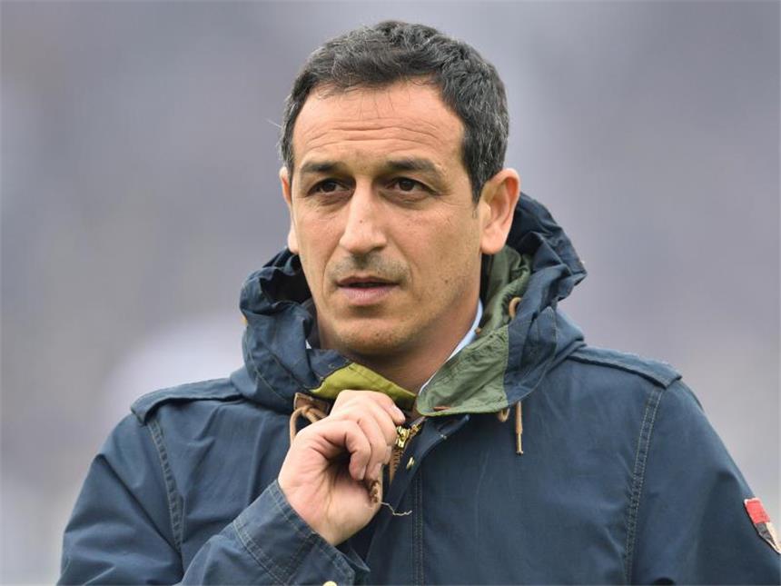 St. Pauli-Sportchef: Schwierige Lage schweißt zusammen Sportdirektor Rachid Azzouzi vom FC St. Pauli. Foto: Uwe Anspach