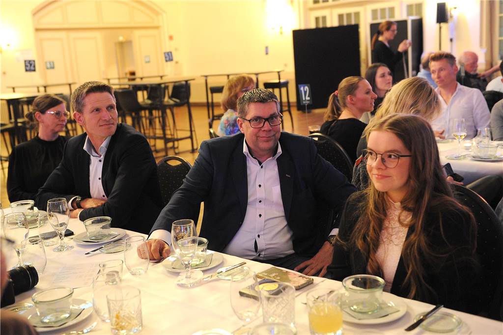 Jede Menge Ehrungen im Freischütz: 90 Bilder von der 57. Sportlerehrung der Stadt Sportlerehrung 2024 der Stadt Schwerte