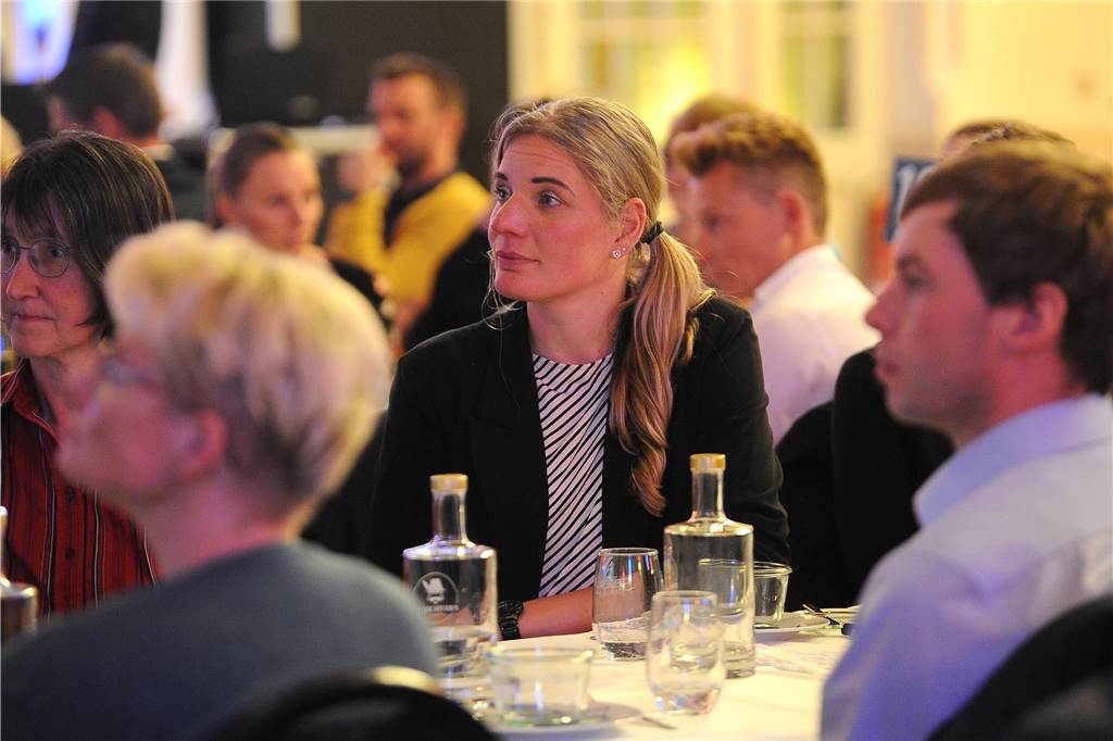 Jede Menge Ehrungen im Freischütz: 90 Bilder von der 57. Sportlerehrung der Stadt Sportlerehrung 2024 der Stadt Schwerte