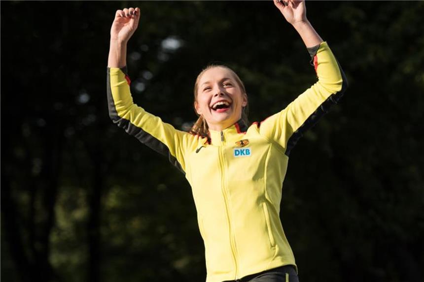 Gina Lückenkemper siegt über 100 Meter in 11,16 Sekunden Sprinterin Gina Lückenkemper hat in Leverkusen ihre persönliche Jahresbestzeit über 100 Meter eingestellt. Foto: Annegret Hilse