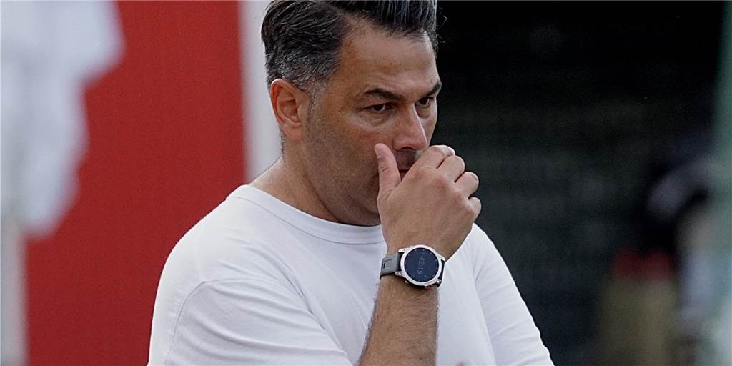 Viele Urlauber, viele Verletzte - SSV Mühlhausens Trainer muss improvisieren: „Tut mir einfach weh“ SSV Mühlhausens Trainer Tuncay Sönmez fehlen derzeit einige Verletzte und Urlauber in seiner Mannschaft.
