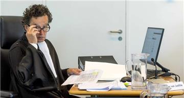 Staatsanwalt Rob Rammeloo während des Prozesses gegen deutsche Hooligans im niederländischen Middelburg.
