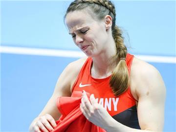 Stabhochspringerin Silke Spiegelburg hat sich am Kahnbein verletzt. Foto: Hannibal