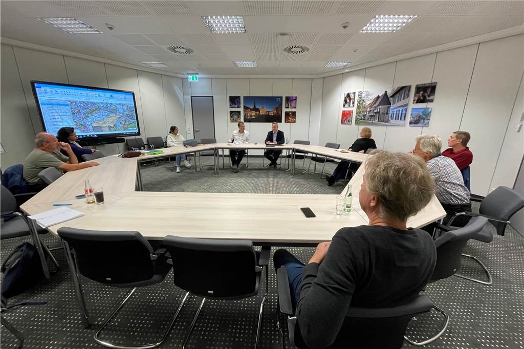 Wir-für-Werne-Vorstand: Surfworld ist "angenehmer Nebeneffekt" Stadt und Anwohner im Gespräch über den geplanten Komplex aus Surfworld und Sciencewave.