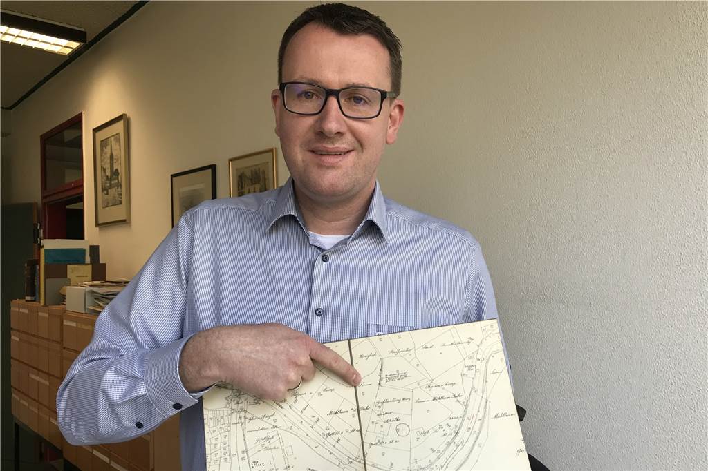 Rätsel um eine geheimnisvolle alte Villa in Dorsten endlich gelöst Stadtarchivar Martin Köcher hat per Zufall den Standort der rätselhaften Villa Großbüning auf einer Karte von 1912 entdeckt.