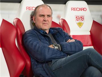 Stärkt FC-Trainer Peter Stöger weiterhin den Rücken: Köln-Manager Jörg Schmadtke. Foto: Deniz Calagan