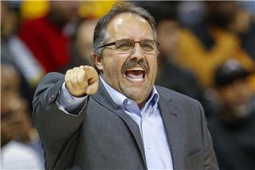 Stan Van Gundy hat die Detroit Pistons seit 2014 als Trainer betreut. Foto: Erik S. Lesser