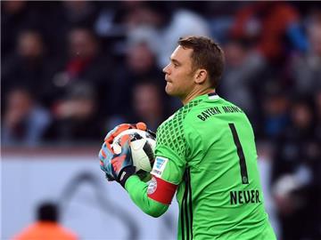 Stand beim Freundschaftsspiel in Offenbach im Tor: Bayern-Keeper Manuel Neuer. Foto: Federico Gambarini
