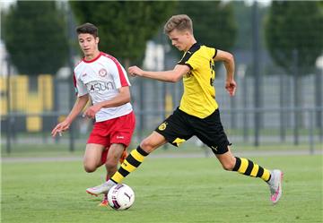 Starke Leistung gegen Kiel: Dzenis Burnic (r.).