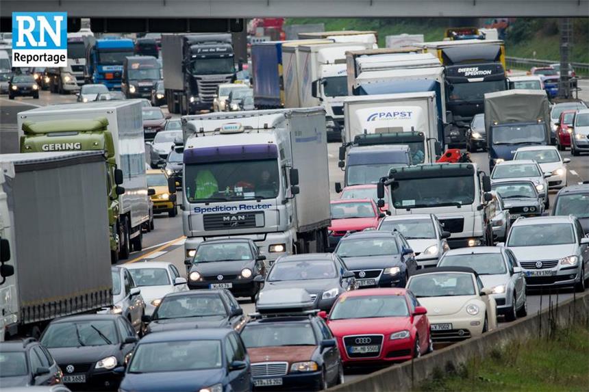 Großbaustelle A2 - lassen sich Staus vermeiden? Stau gehört auf der A2 zum Tagesgeschehen.