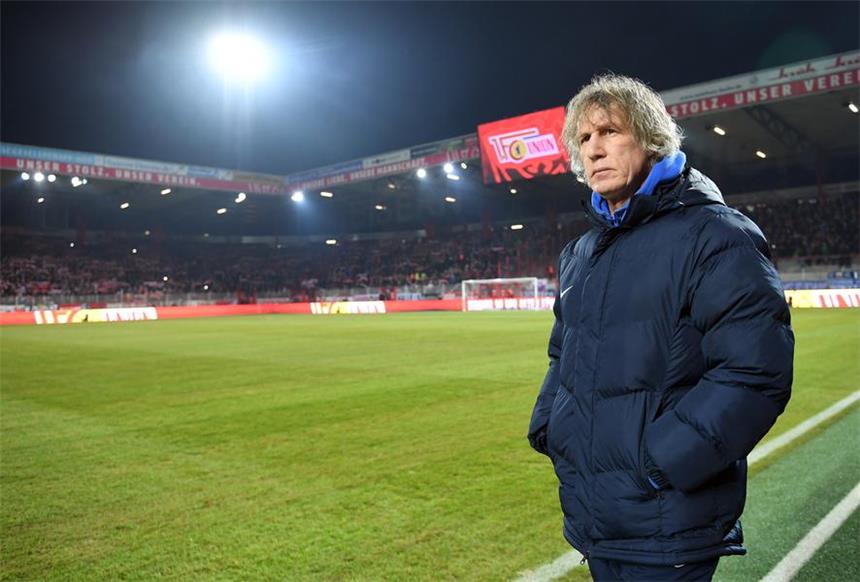 Übergangs-Saison bietet dem VfL auch Chancen Steckt mit dem VfL Bochum mitten in einer schwierigen Saison: Trainer Gertjan Verbeek.