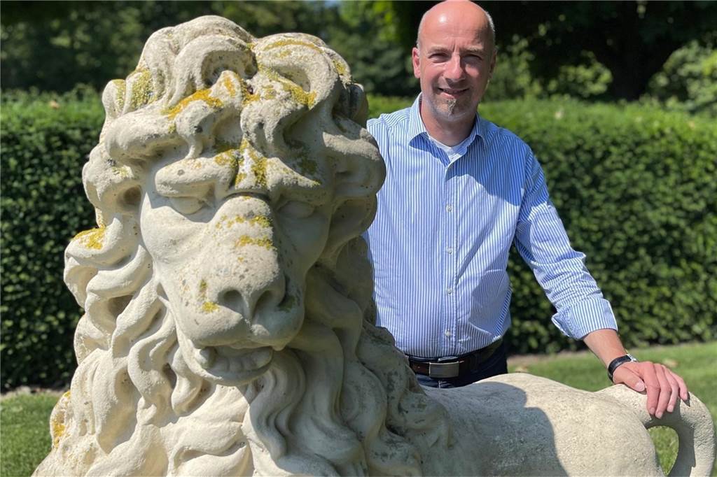 Stefan Göttker ist Verwaltungsleiter der Finanzhochschule und informiert über die Planungen im Westgarten.