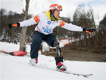 Stefan Lösler bei den Paralympics 2014 in Sotschi. Foto: Julian Stratenschulte