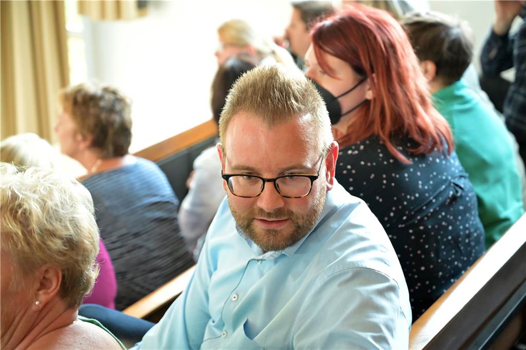 Streit um 4. Beigeordnetenstelle in Lünen: Kungelei und Überlastung im Rathaus Stefan Radau vom Personalrat der Stadt Lünen hat kein Rederecht bekommen.