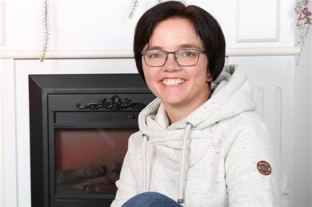 Oster-Drive-In: Korbjäger trotzten Corona mit Eier-Suche Stefanie Saße kümmerte sich beim Oster-Drive-In vor Ort um die Kinder.
