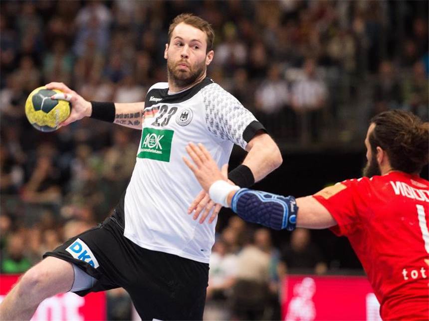 Handballer Fäth trotz Mittelhandbruchs im Olympia-Kader Steffen Fäth steht im vorläufigen Olympia-Kader. Foto: Marius Becker